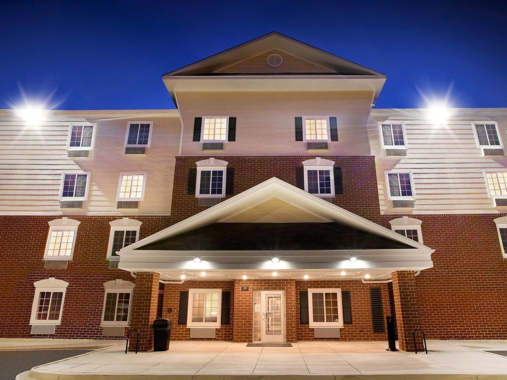 Woodspring Suites Frederick I-70 Bagian luar foto